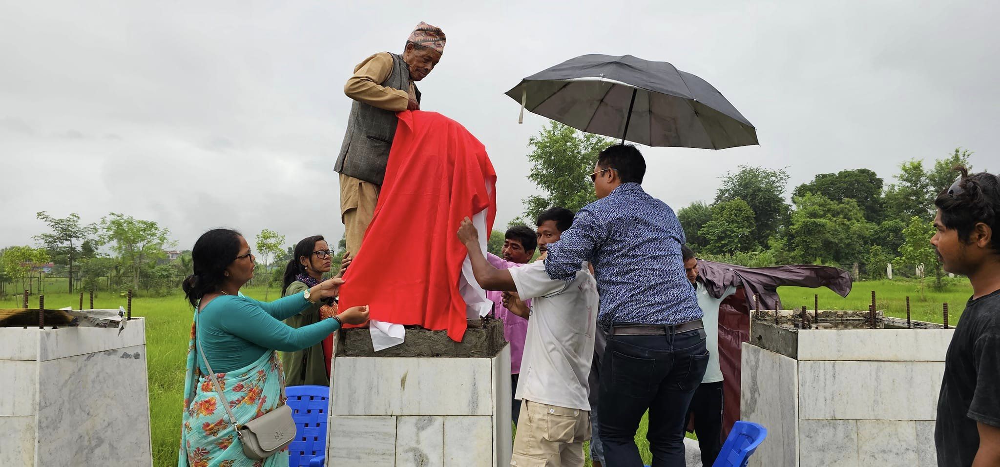 टीकापुरमा टाढाबाट ढुङ्गा हानेर सद्भाव खलबल्याउने काम हुँदै छ : रेशम चौधरी